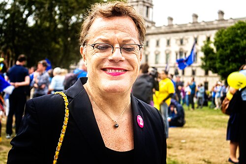 Suzy Eddie Izzard