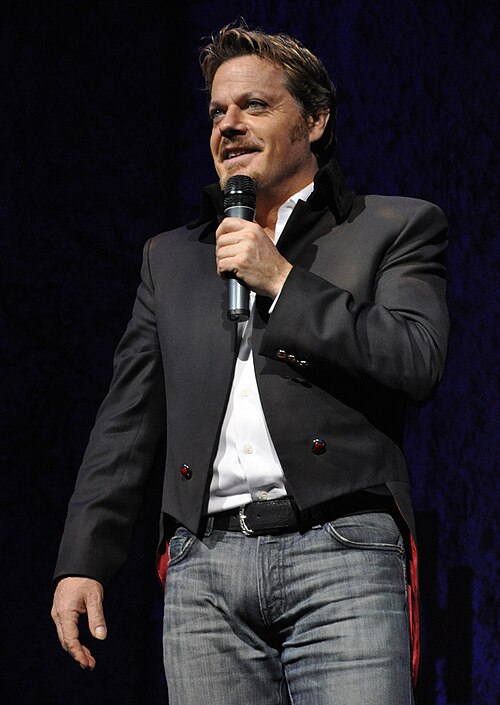 Suzy Eddie Izzard
