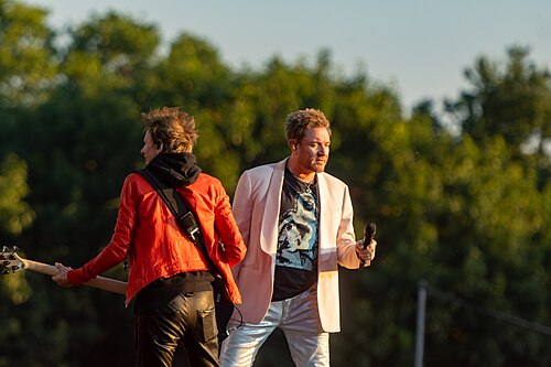 John Taylor (bass guitarist)