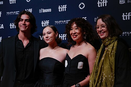Sandra Oh