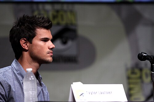 Taylor Lautner