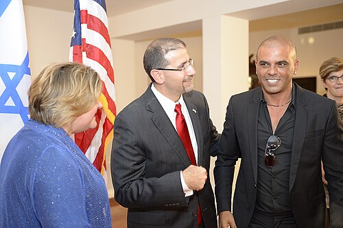 Eyal Golan
