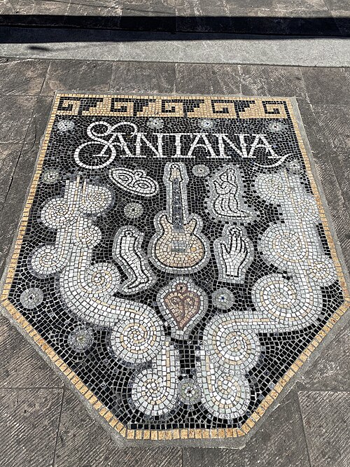 Carlos Santana